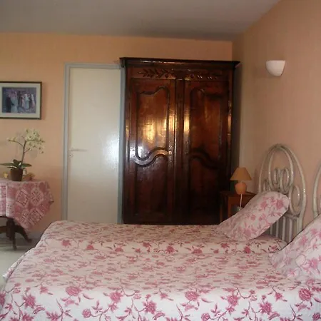 La Poiriere Bed and breakfast